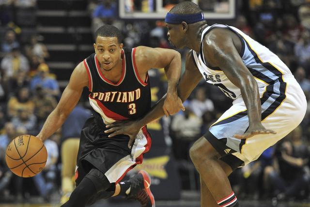 是他对于比 是他对于比