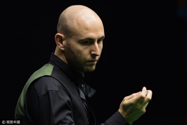 他们在场外 他们在场外